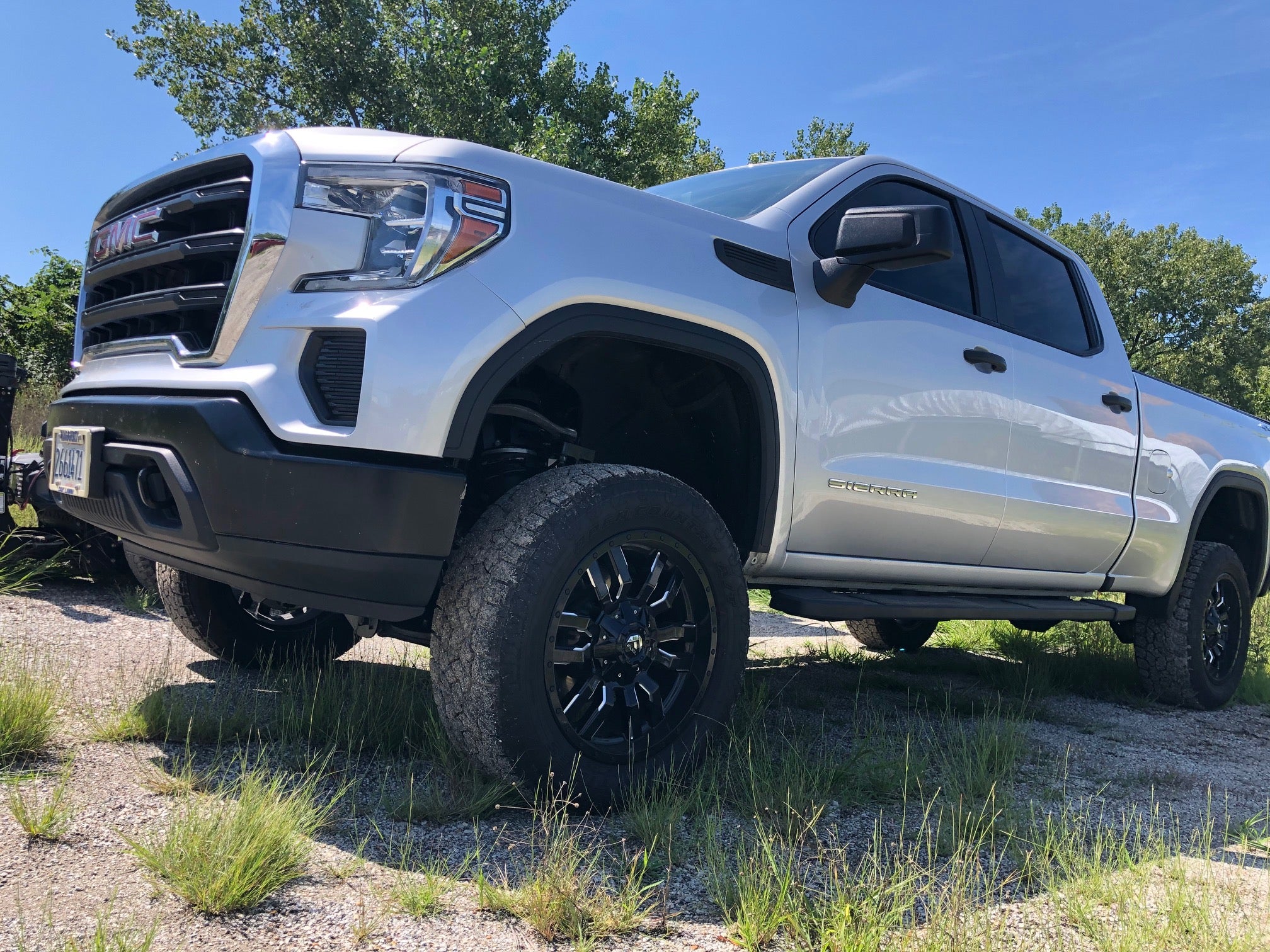 Best GMC Sierra Accessories