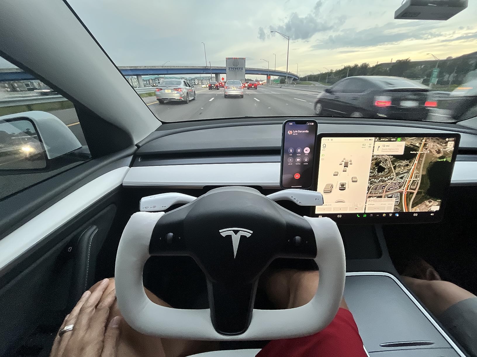  4 Best Tesla Model Y Steering Wheels