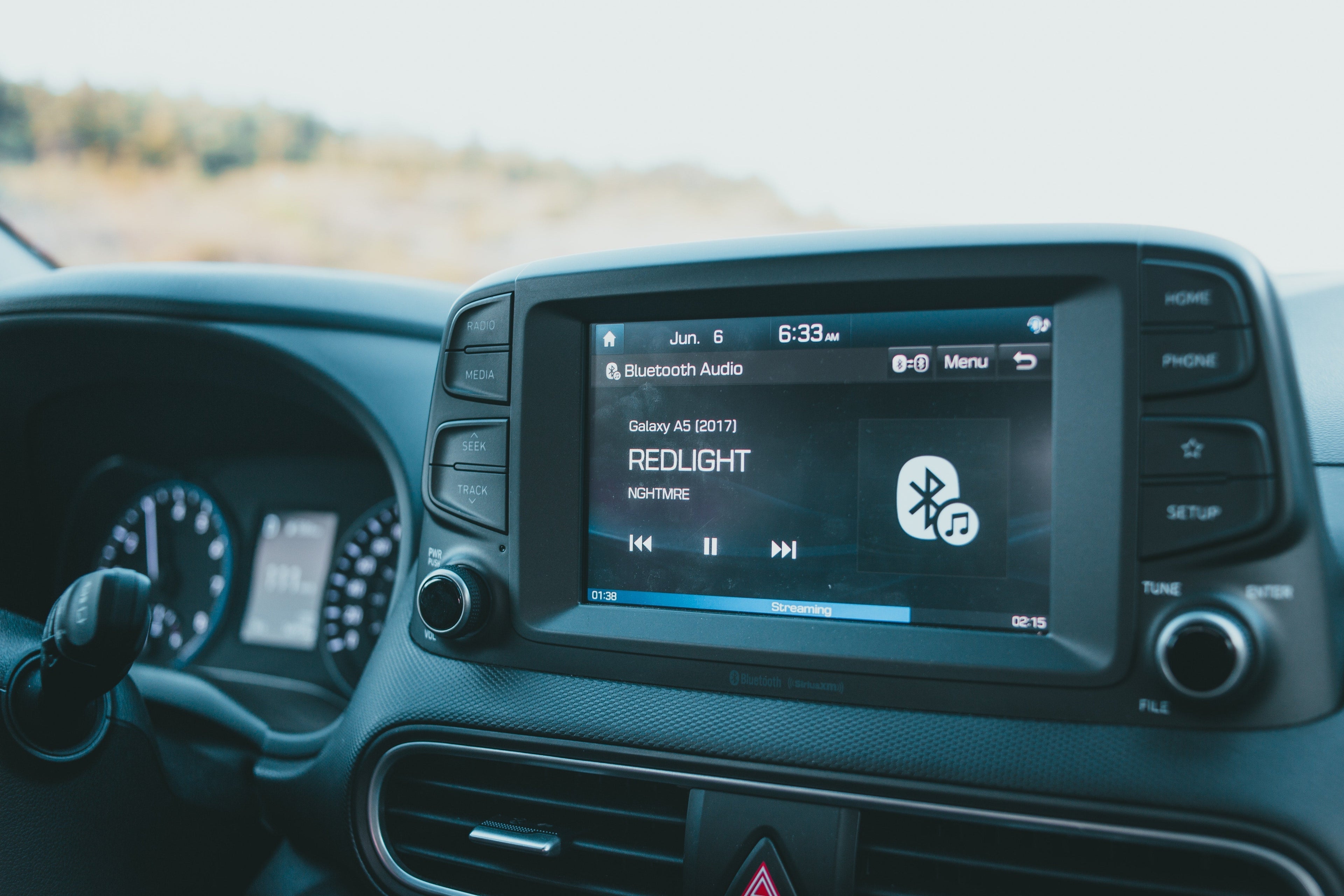 Best Bluetooth Car Adapters For iPhone and Android without aux