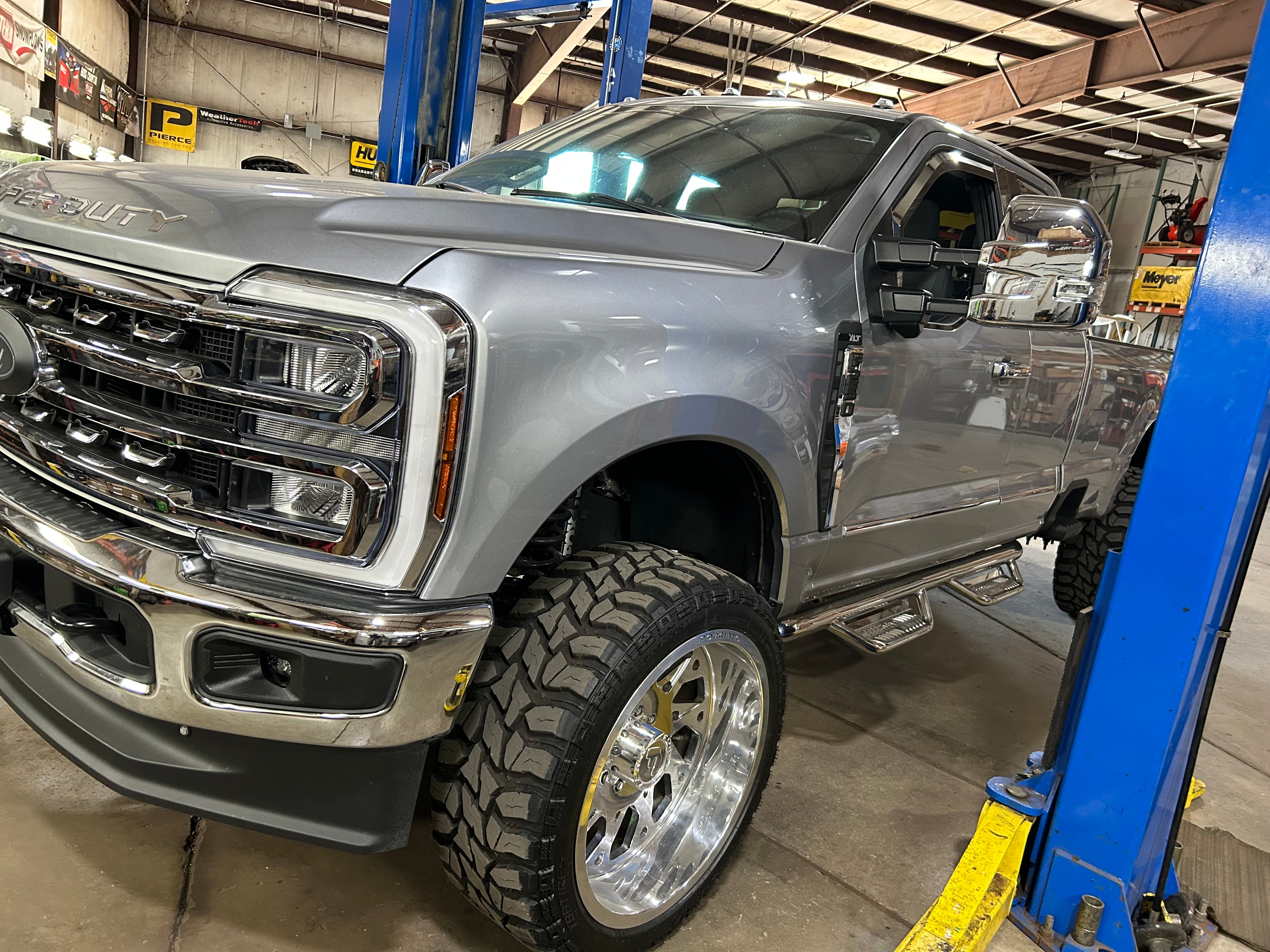 Ford Super Duty Lift Kit Installation 
